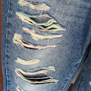 Kancan Rainbow Stitch Destructed Crops